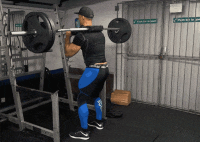 国产肌肉男打斗视频